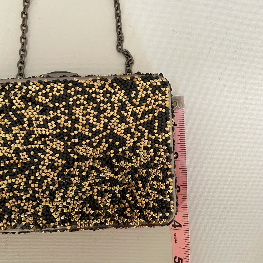 SONDRA ROBERTS - GOLD EVENING BAG - Picture 4 of 10